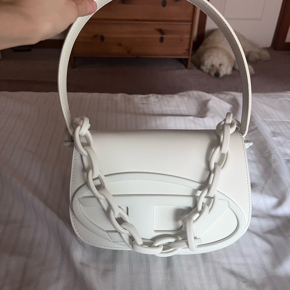 Authentic Diesel 1dr White Matte Leather with chains
